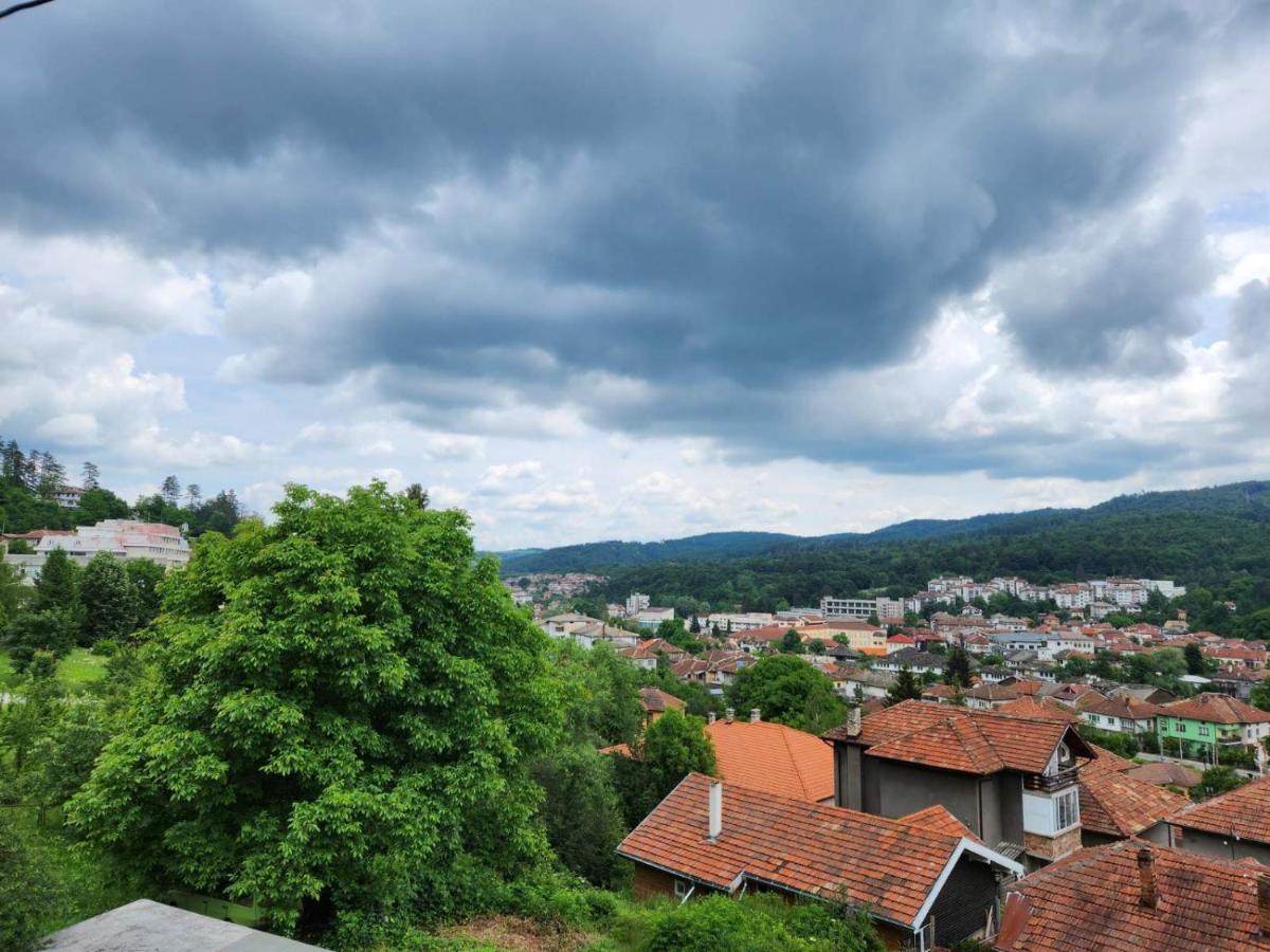 Апартамент Панорамна Гледка Tryavna Dış mekan fotoğraf